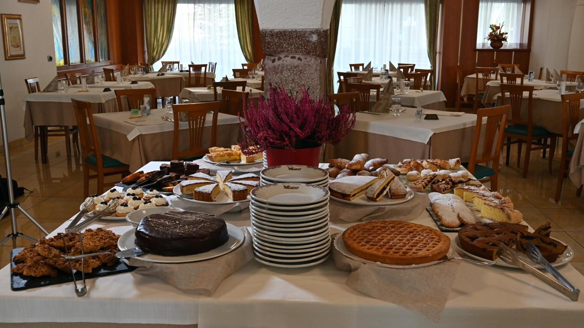 Hotel Posta โกมาโนแตร์เม ภายนอก รูปภาพ